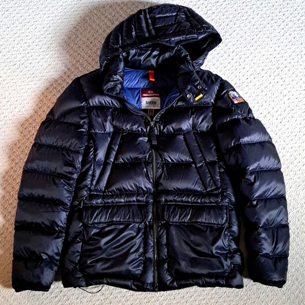 PARAJUMPERS SHEEN lightweight down filled puffer.